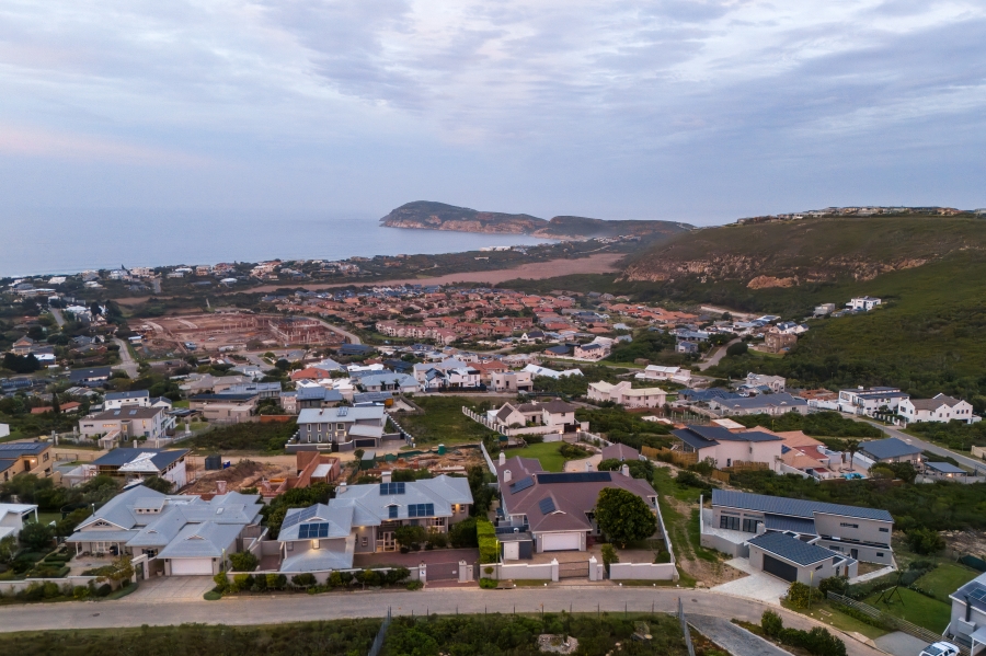 5 Bedroom Property for Sale in Robberg Ridge Western Cape